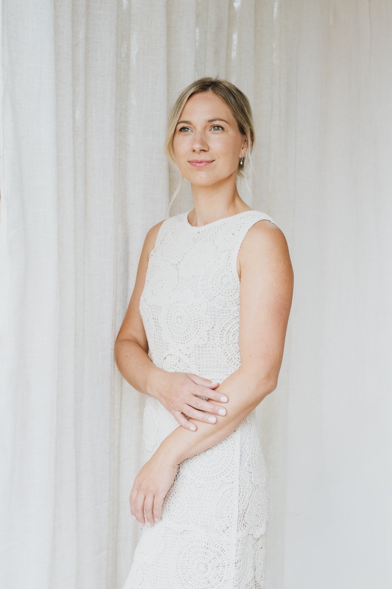 Portrait of Rianne Aarts, textile artist and founder of Teddy and Wool